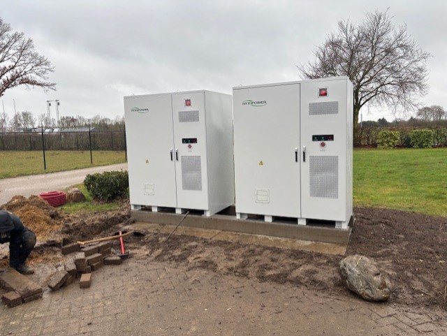 Hypower kasten 2× 241 kWh